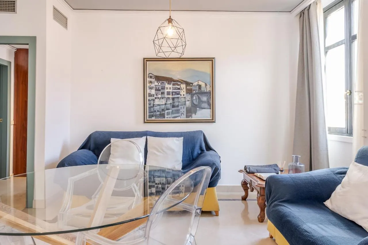 Gran Via Apartment Granada 0*,